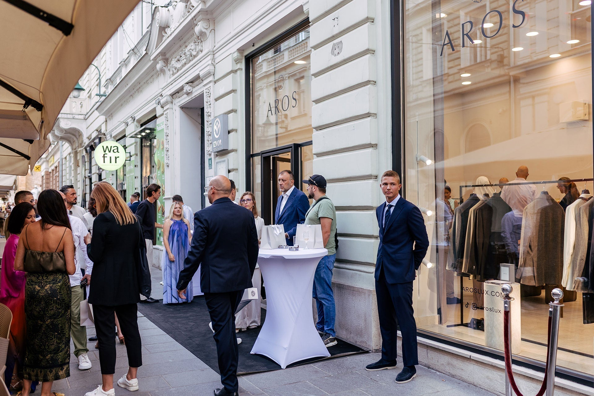 Now open: AROS atelier