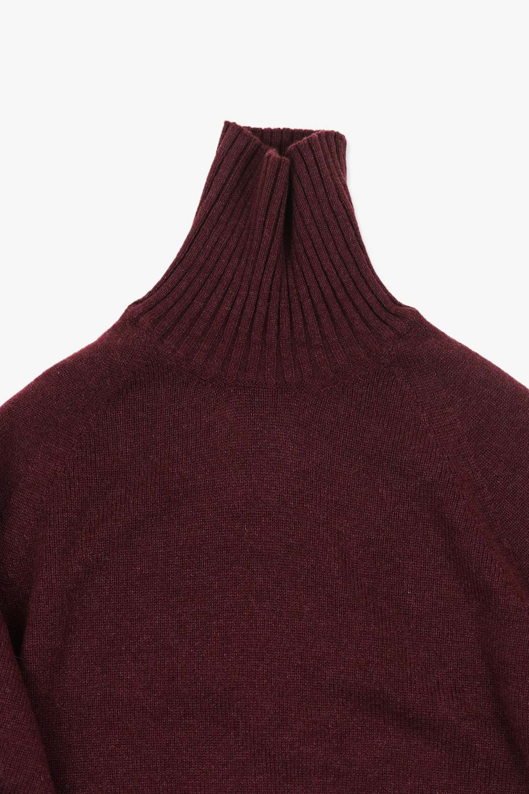 Rolka od čistog kašmira u boji crvenog vina